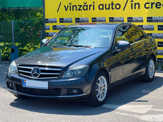 Mercedes C-Class foto 3