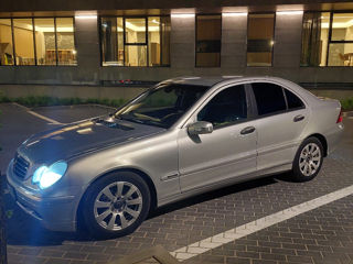 Mercedes C-Class