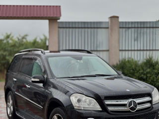 Mercedes GL-Class