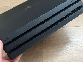 PlayStation 4pro foto 2