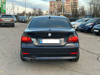 BMW 5 Series foto 5