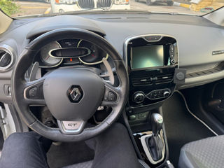 Renault Clio foto 9