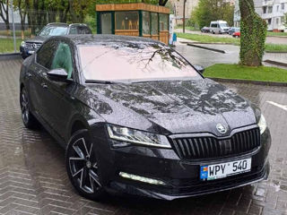 Skoda Superb foto 3