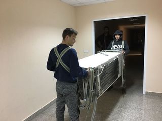 Transportarea mărfurilor Chișinău, mutarea oficiilor, evacuarea deșeurilor de constructie. Hamali foto 1
