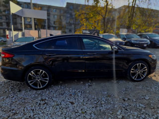 Ford Fusion foto 7