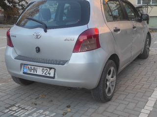 Toyota Yaris foto 3