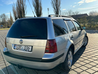 Volkswagen Golf foto 2