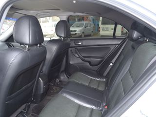 Honda Accord foto 8