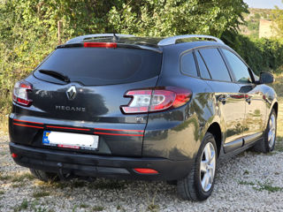 Renault Megane foto 2