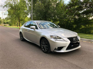 Lexus IS Series