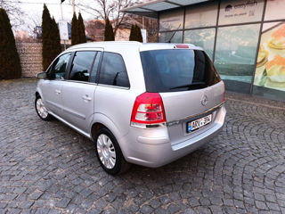 Opel Zafira foto 4