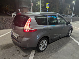 Renault Grand Scenic foto 3