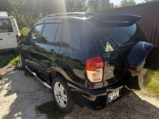 Toyota Rav 4 foto 4