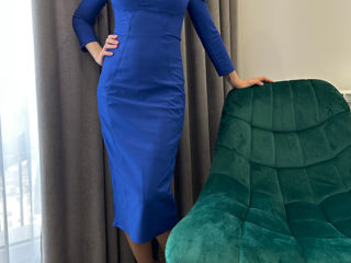 Vând rochii italiene brand Elisabetta Franchi foto 0
