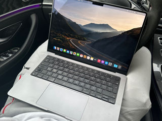 Macbook Pro 14" M1 PRO 16GB & 512GB