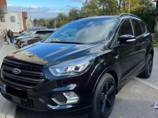 Ford Kuga foto 1