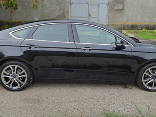 Ford Fusion foto 5