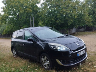 Renault Grand Scenic foto 9