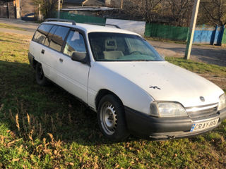 Opel Omega foto 3