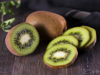 Fructe exotice (rodie și kiwi) foto 6
