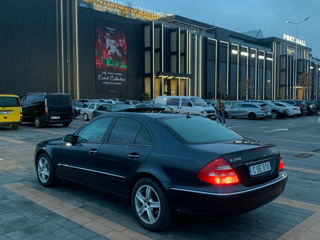 Mercedes E-Class foto 4