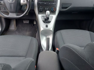 Toyota Auris foto 8