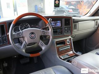 Cadillac Escalade foto 7