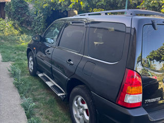 Mazda Tribute foto 5