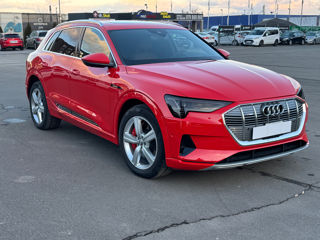 Audi E-tron Sportback foto 2