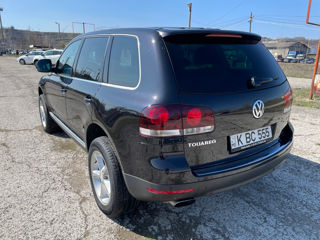 Volkswagen Touareg foto 4