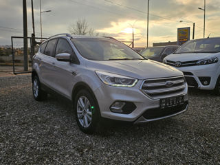 Ford Kuga foto 3