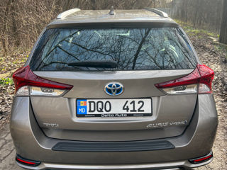 Toyota Auris foto 8