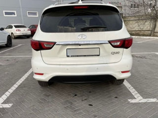 Infiniti QX60 foto 2