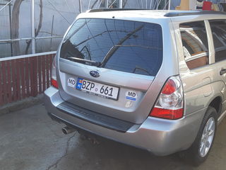 Subaru Forester foto 2