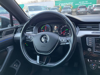 Volkswagen Passat foto 8