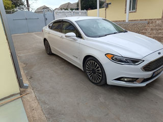 Ford Fusion foto 4