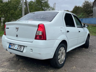 Dacia Logan foto 3