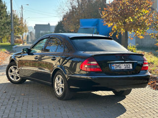 Mercedes E-Class foto 5