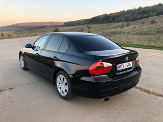 BMW 3 Series foto 5