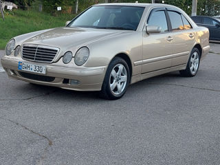 Mercedes E-Class