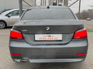 BMW 5 Series foto 6