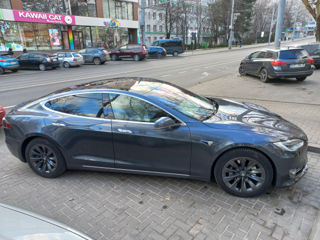 Tesla Model S foto 7