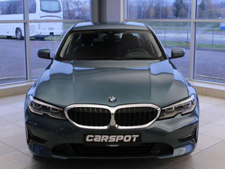 BMW 3 Series foto 2