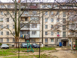 Apartament cu 2 camere, 59 m², Buiucani, Chișinău