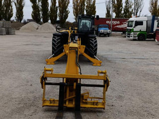 Încărcător telescopic JCB foto 4