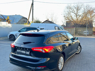 Ford Focus foto 3