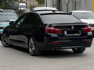 BMW 5 Series foto 5