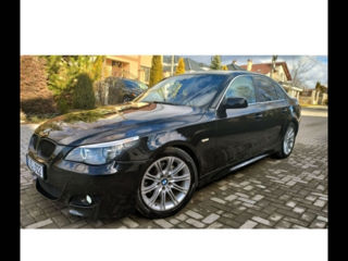 BMW 5 Series foto 1