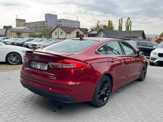 Ford Fusion foto 6