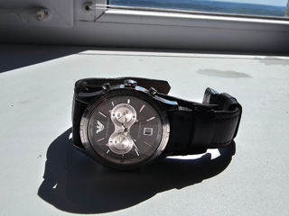 Продаю часы Emporio Armani с хронографом. foto 2